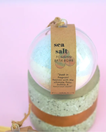 Naam Sea Salt Foaming Bath Bomb